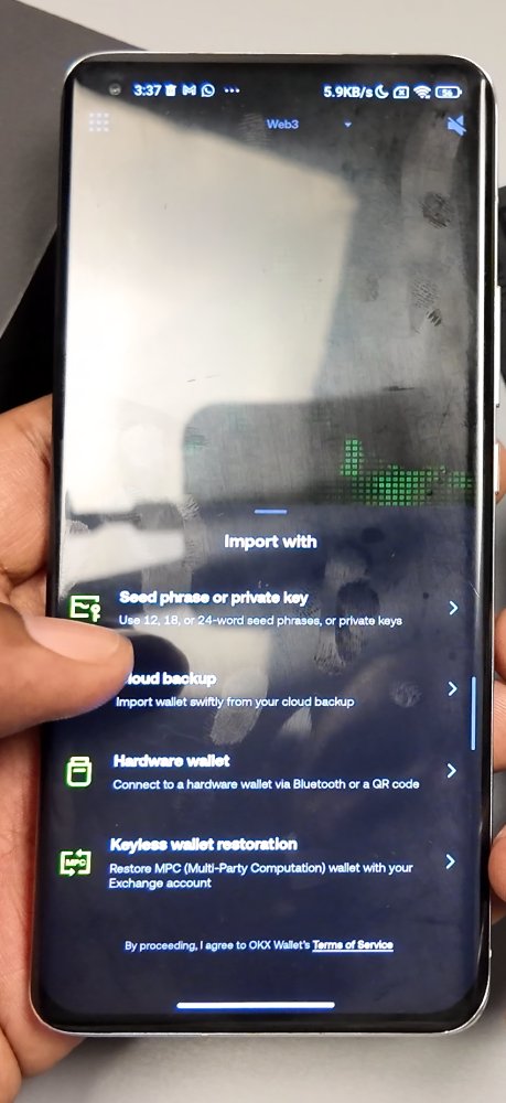 OKX Import with sheet: Seed phrase or private key, Cloud backup, Hardware wallet, Keyless wallet restoration.